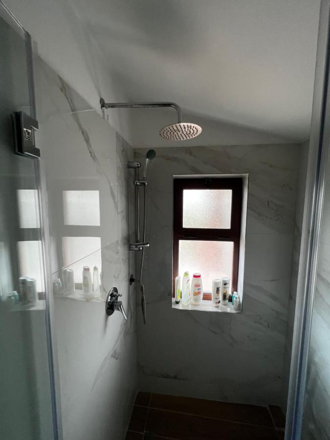 Retreat In The Centre Of Korce Exterior foto