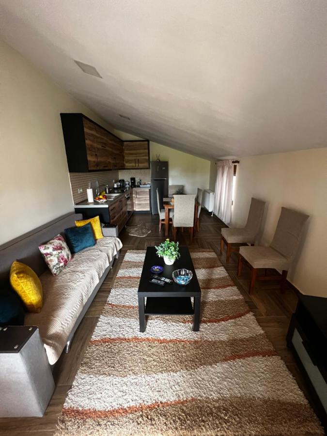 Retreat In The Centre Of Korce Exterior foto