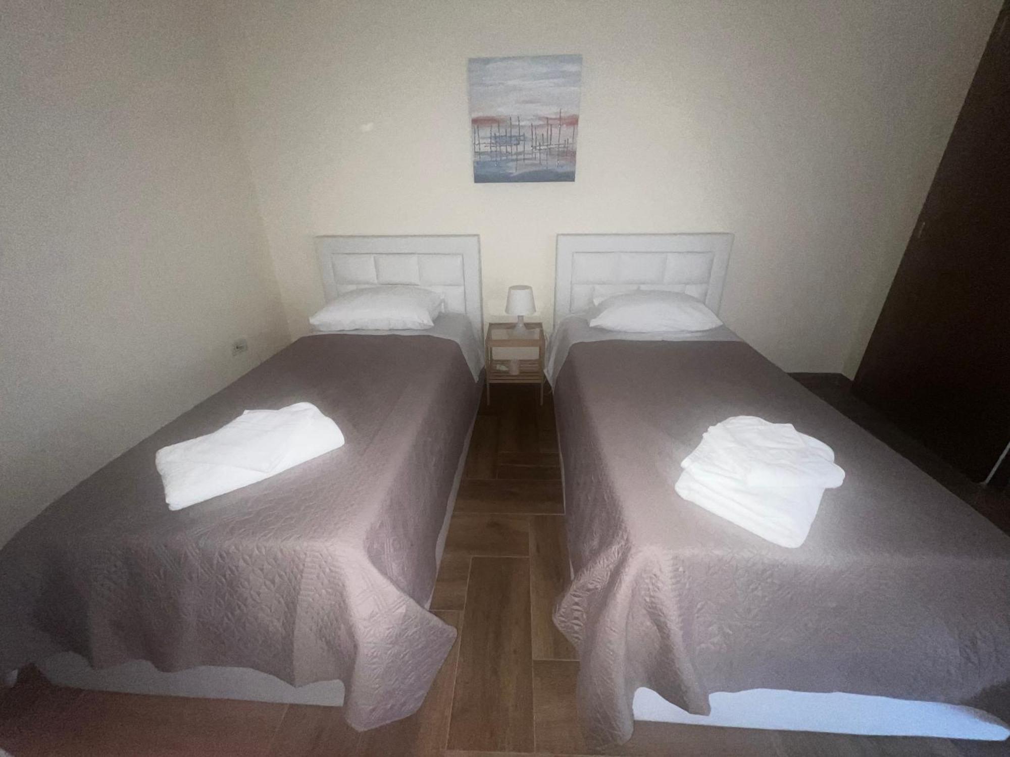 Retreat In The Centre Of Korce Exterior foto